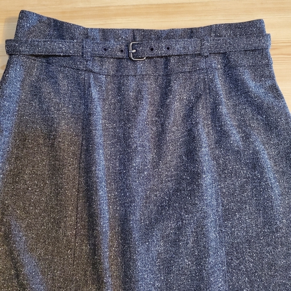 New York & Company Women's 2-piece Suit - Picture 8 of 12